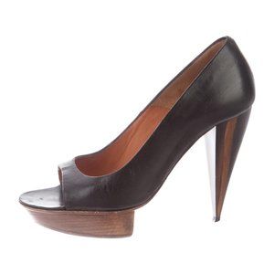 LANVIN Leather Pumps Size: 7 | IT 37